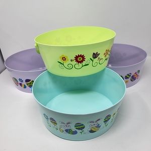 Bundle Of 4 10" round plastic Easter spring baskets Bins with Handles‎